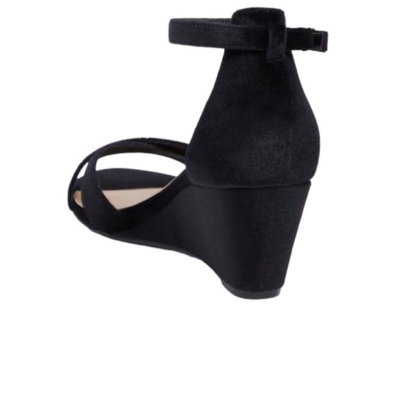 Torrid Rhinestone Demi Wedge Sandal Sz 9.5W Black Velvet Dressy Cocktail Party - Picture 8 of 9